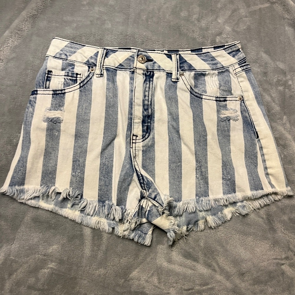 Rewash Striped Denim Shorts Frayed Hem Distressed Blue White 7 Festival y2k